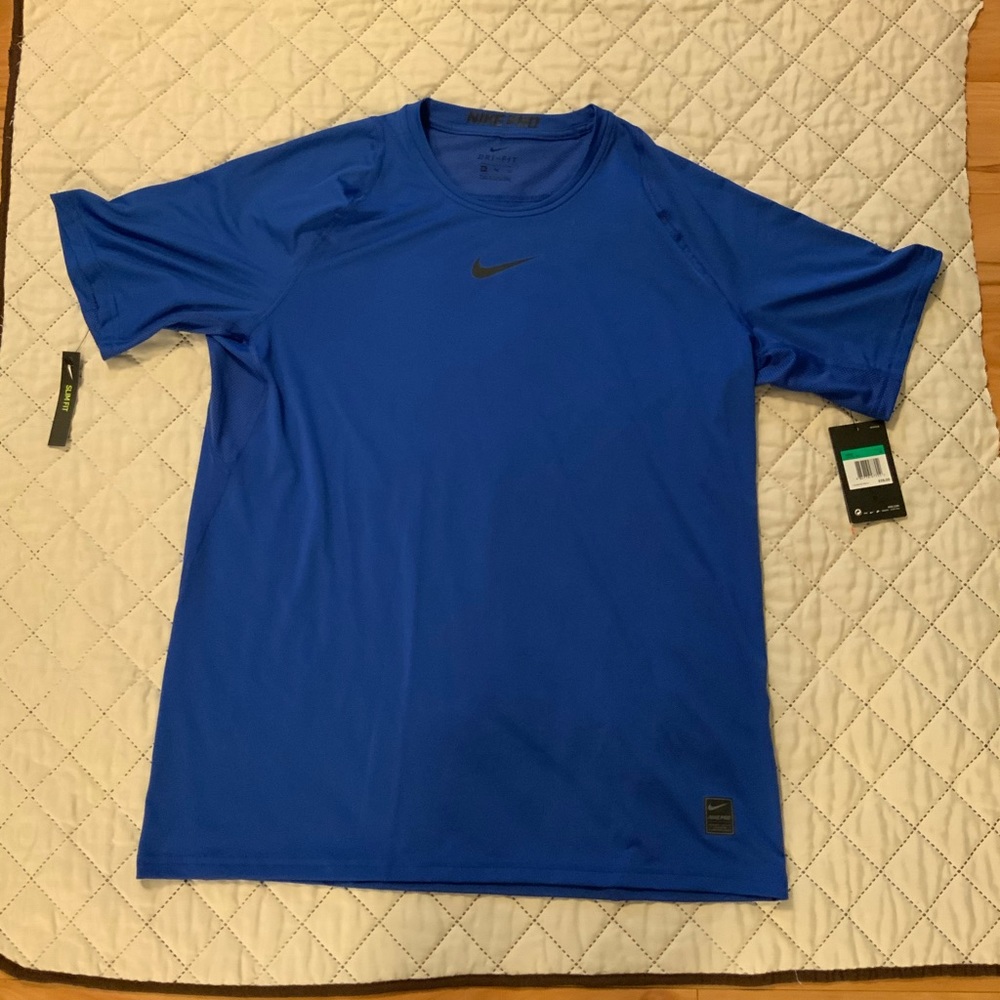 Nike Pro, dri-fit tee shirt.  Size xl,